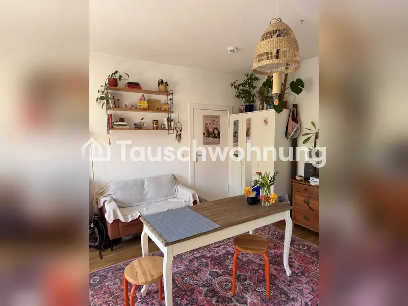 Tauschwohnung: Biete ruhige 1-Z-Wohnung mit Balkon, Suche 2-Z-Wohnung — photo 1